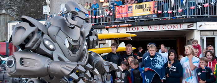 Titan the Robot at Joe Way Paddle 2010